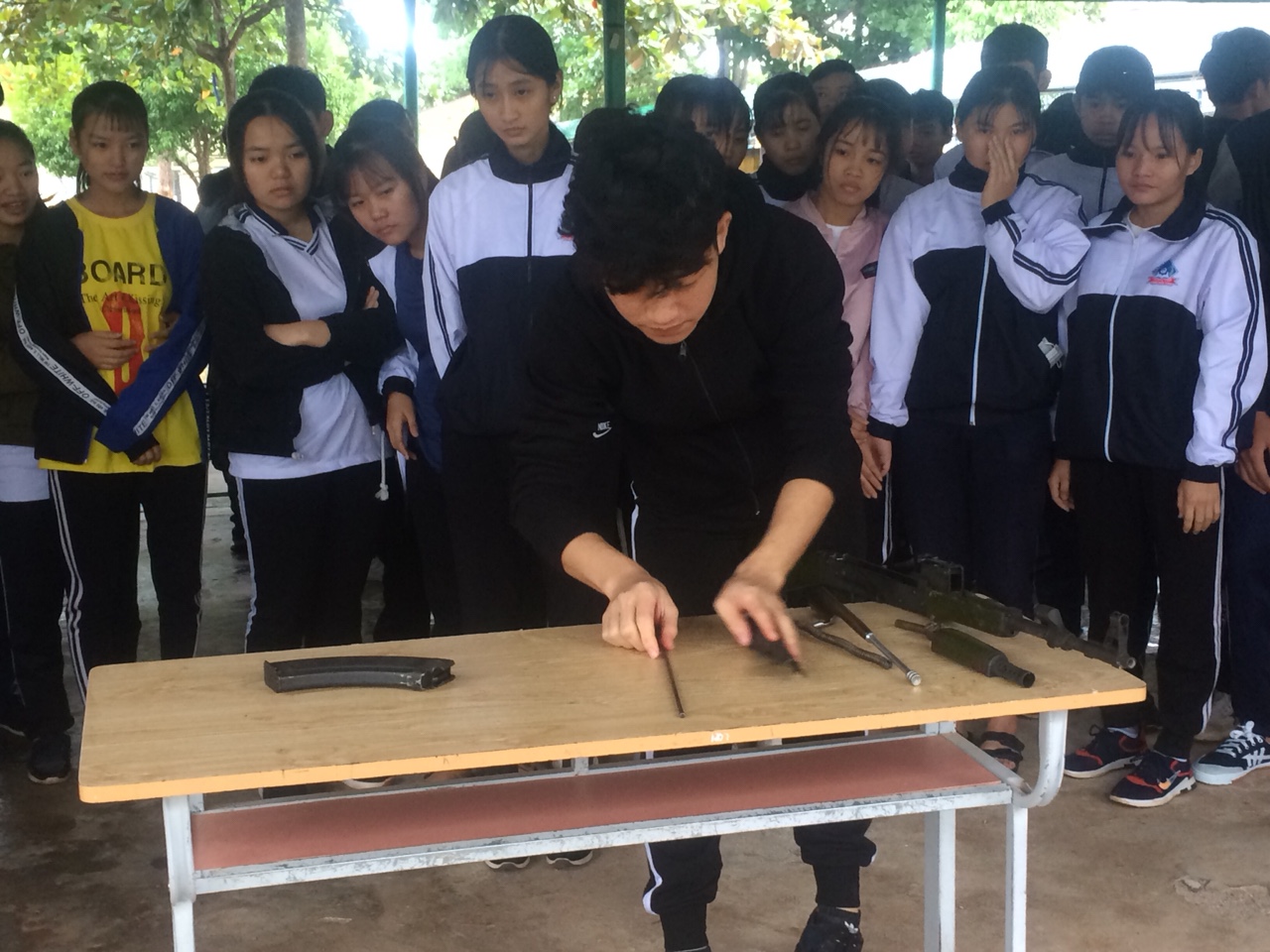 Trường THPT Trần Quốc Toản huyện Ea Kar đã tổ chức khai mạc Hội thao Giáo dục Quốc phòng- An ninh học sinh Trung học phổ thông cấp trường năm học 2018 – 2019